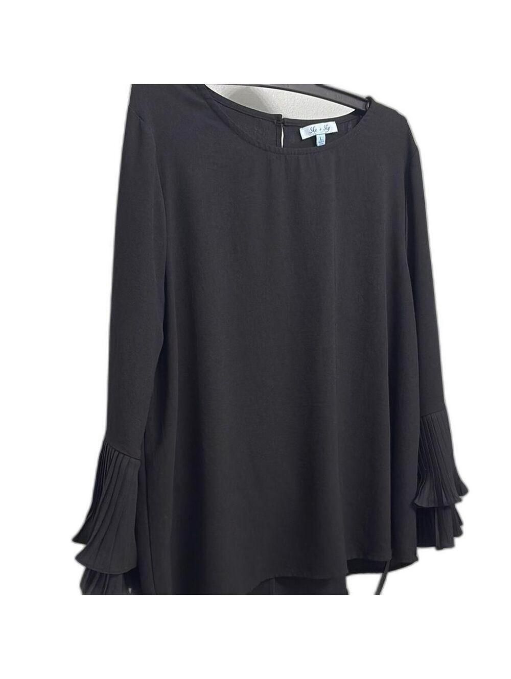 Women's Black Blouse Size LG